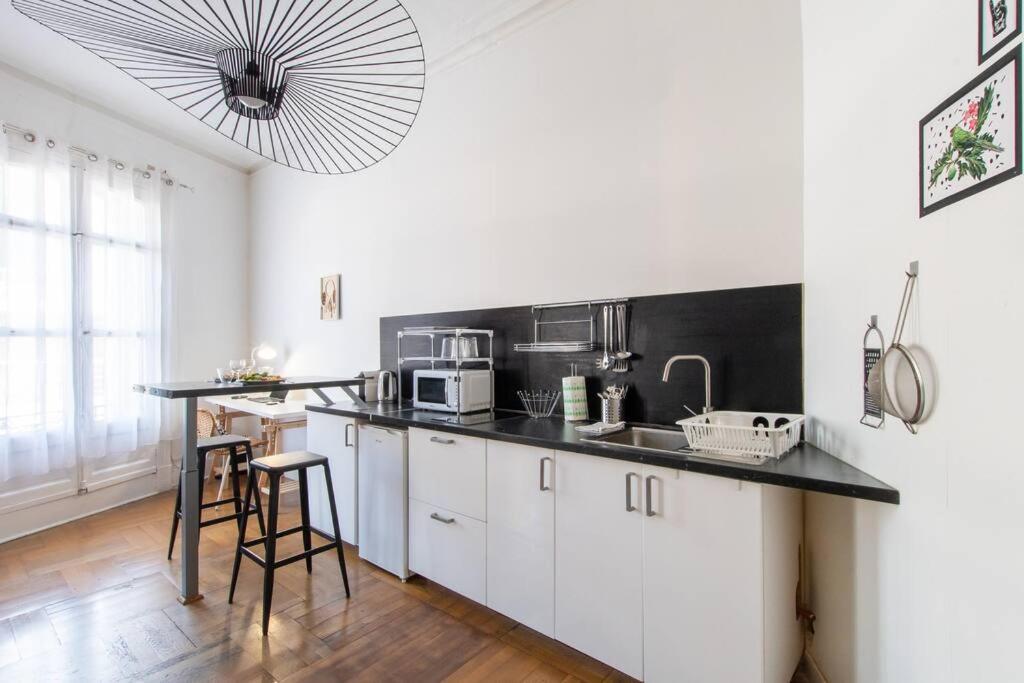 Grand Studio Sur La Comedie Montpellier Exteriör bild